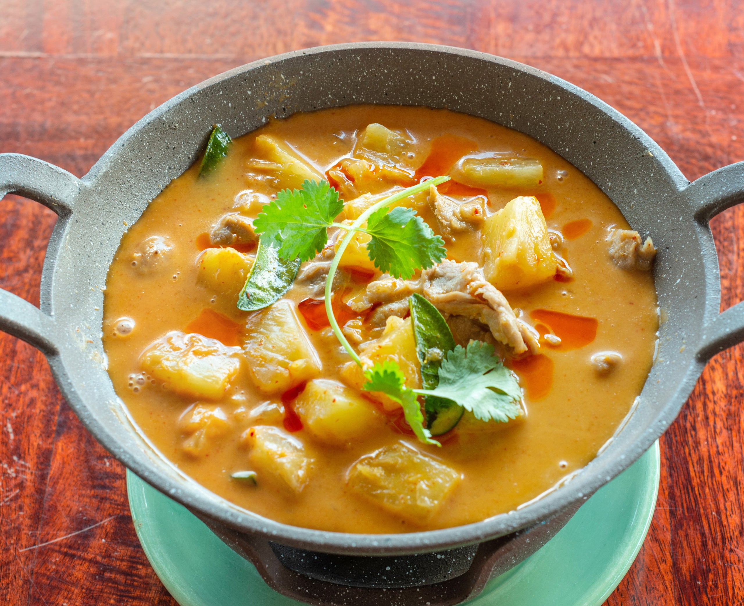 Thai coconut pineapple curry hotsell